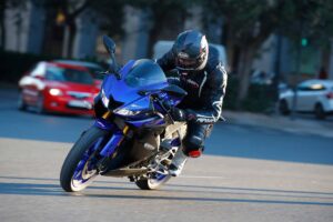 yzf r125 A1 compliant