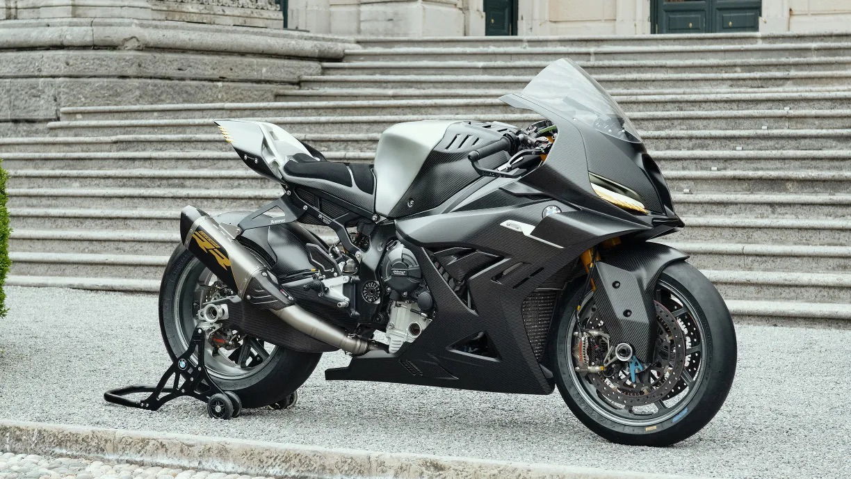 Honda E-VO: Retró stílusú elektromos café racer cserélhető akkumulátorokkal, 120 km/h végsebességgel és beépített kamerákkal 1 Honda E-VO: Retró stílusú elektromos café racer cserélhető akkumulátorokkal, 120 km/h végsebességgel és beépített kamerákkal