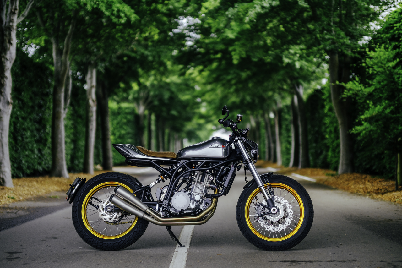 CCM Motorcycles készlete árverésre kerül, új tulajdonost keresnek! 1 CCM Motorcycles készlete árverésre kerül, új tulajdonost keresnek!