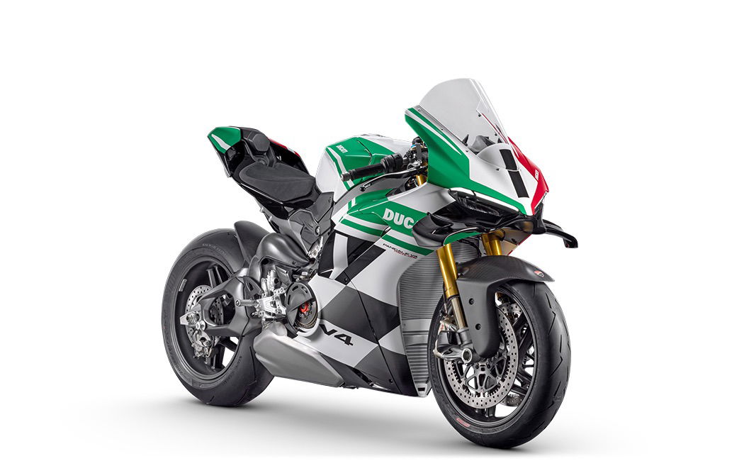 Vásárolj Ducati Panigale V4 Tricolore-t és ajándékba kapod az exkluzív Arai Corse bukósisakot! 1 Vásárolj Ducati Panigale V4 Tricolore-t és ajándékba kapod az exkluzív Arai Corse bukósisakot!