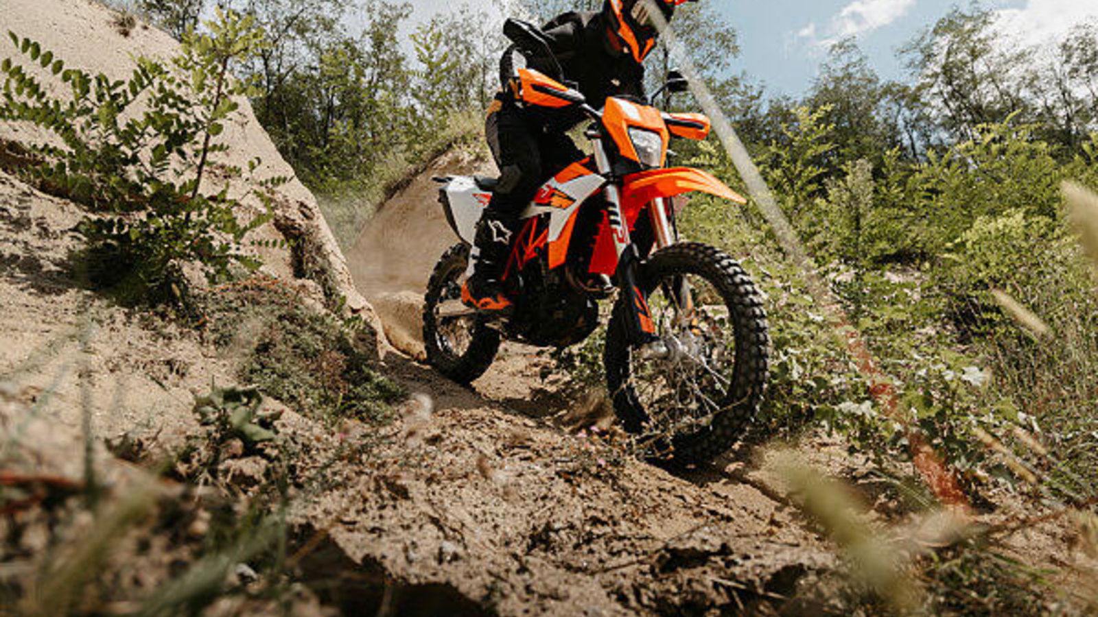 WP Felfüggesztés: Új alkatrészek a 2025-ös KTM 390-hez! 1 WP Felfüggesztés: Új alkatrészek a 2025-ös KTM 390-hez!