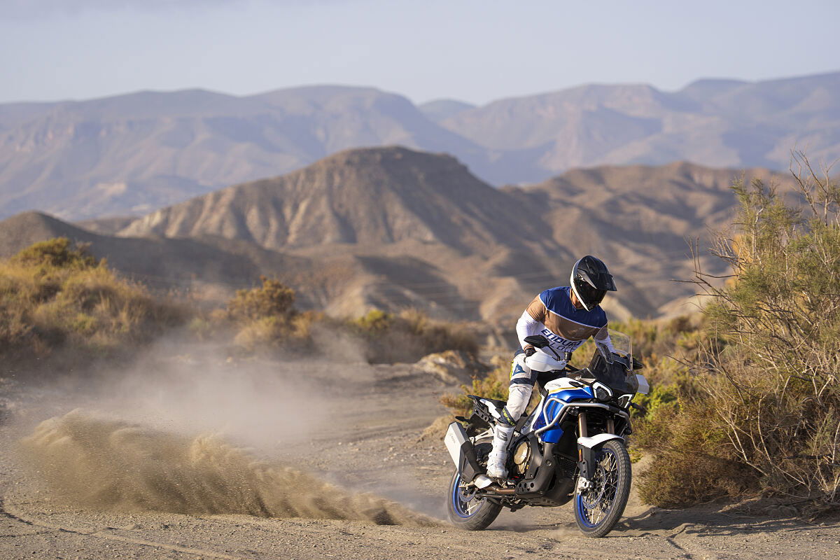 MV Agusta: 122 lóerős Enduro Veloce frissítve 2026-ra! 2 MV Agusta: 122 lóerős Enduro Veloce frissítve 2026-ra!