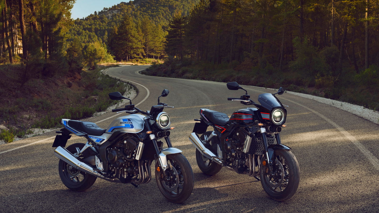 Honda bemutatja az új CB1000F-t három színben! 1 Honda bemutatja az új CB1000F-t három színben!