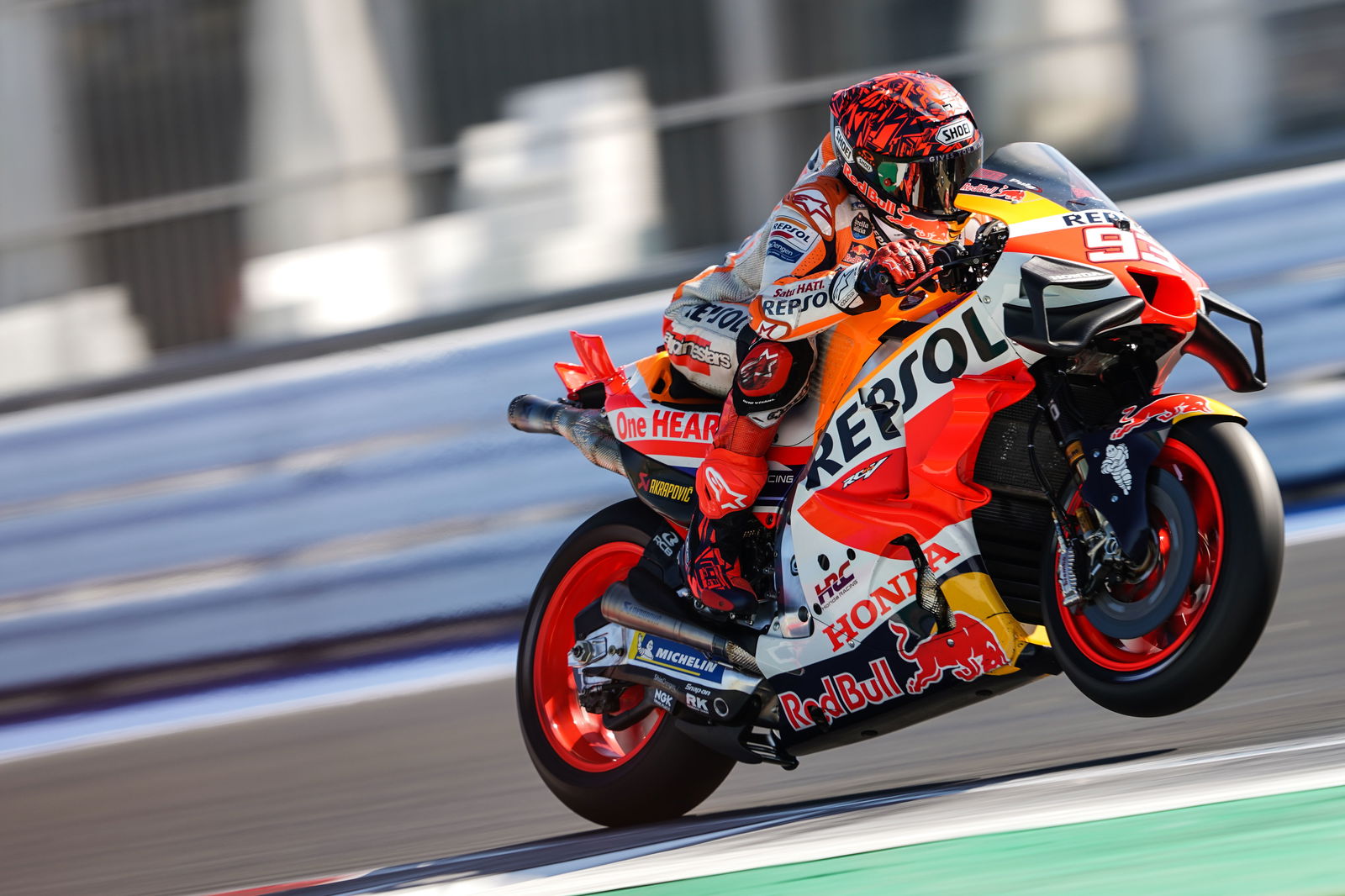 Repsol visszatér a MotoGP-be: Moto2 és Moto3 kenőanyag beszállító! 3 Repsol visszatér a MotoGP-be: Moto2 és Moto3 kenőanyag beszállító!