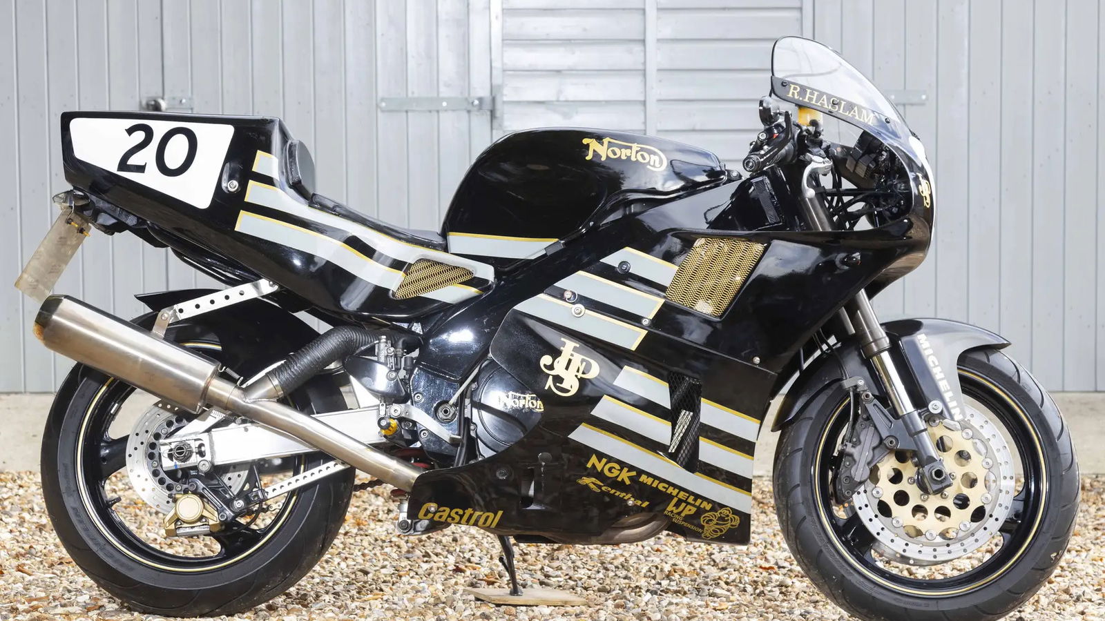 Ron Haslam legendás Norton RCW588 motorja kalapács alá kerül novemberben! 1 Ron Haslam legendás Norton RCW588 motorja kalapács alá kerül novemberben!