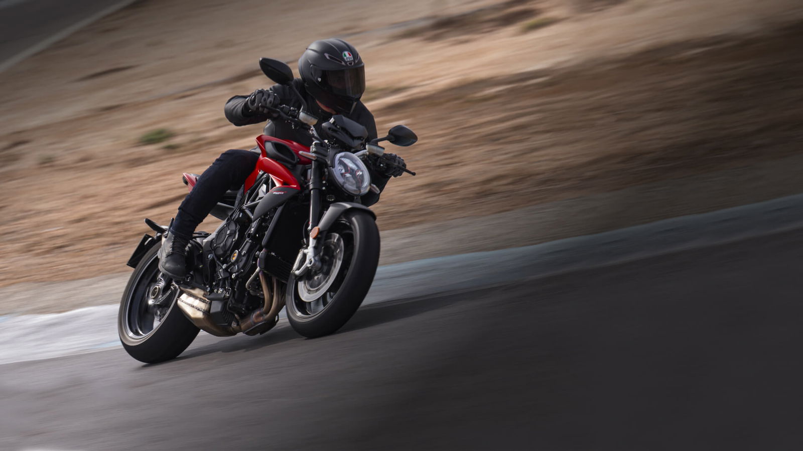 Bemutatták a 2026-os MV Agusta Brutale 800-at! 1 Bemutatták a 2026-os MV Agusta Brutale 800-at!