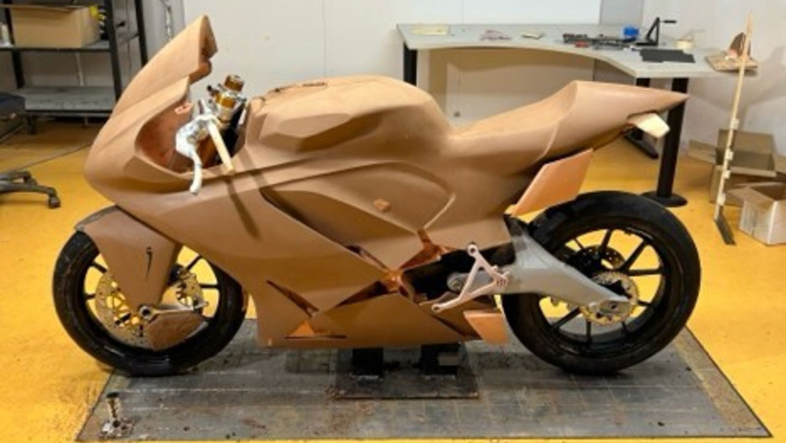 Damon Hypersport versenymodellje új fejlesztési szakaszba lépett 1 Damon Hypersport versenymodellje új fejlesztési szakaszba lépett