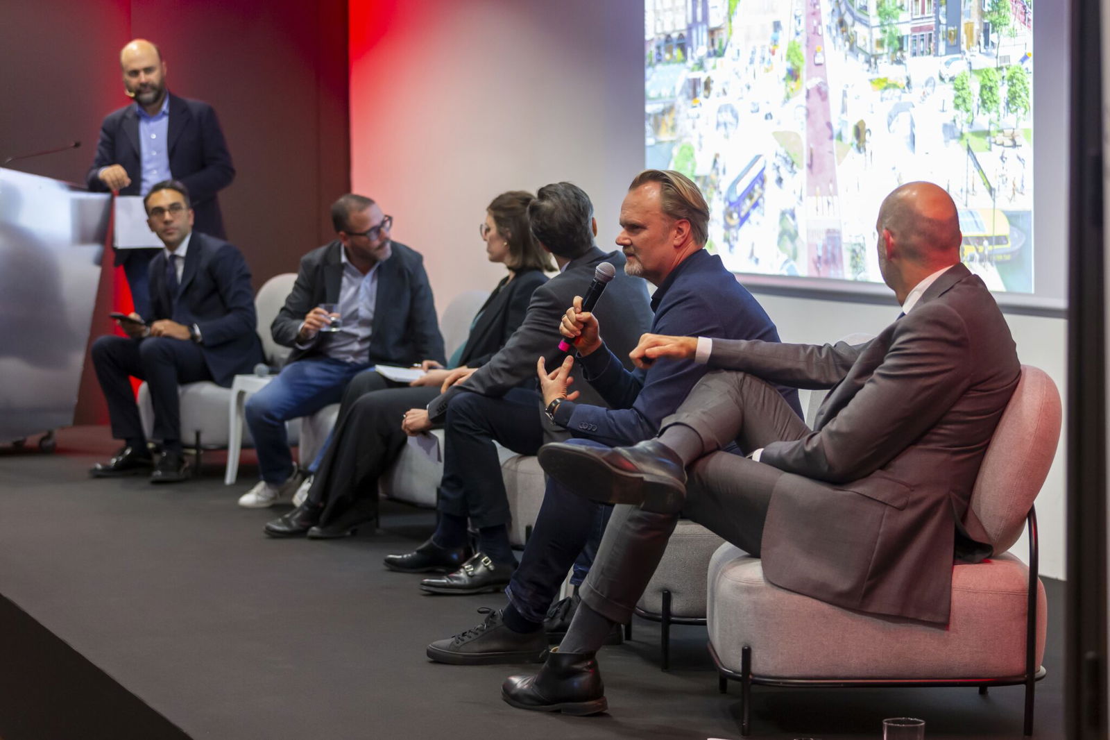 L-kategóriás motorok: Megoldás az európai városi közlekedésre! 3 L-kategóriás motorok: Megoldás az európai városi közlekedésre!