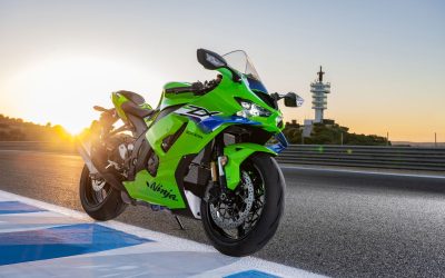 Kawasaki: Frissített Ninja ZX-10R 2026-ra!